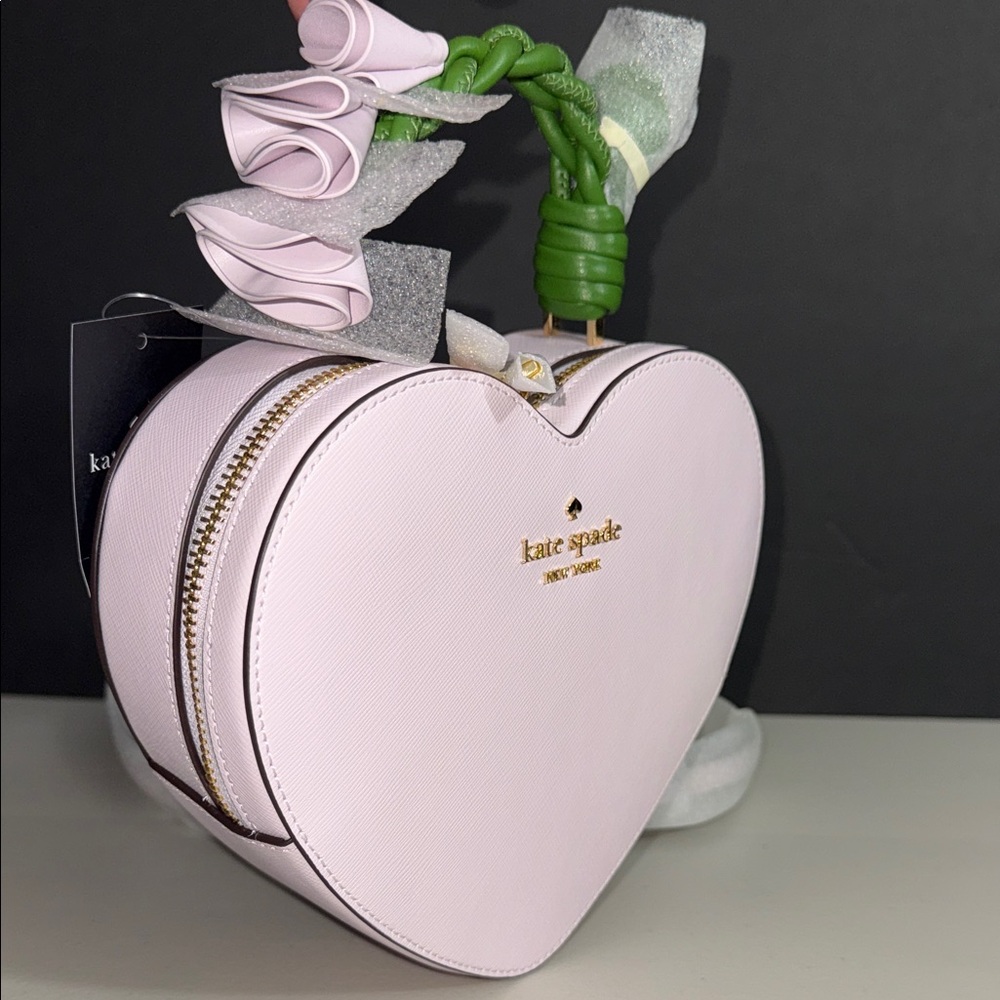 NEW $399 Kate Spade Light Pale amethyst Heart Crossbody Bag novelty valentines - Picture 6 of 8
